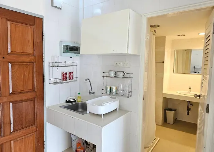 Cozy 1br Walk To Bts And Airport Rail Link Close To Malls M207 *