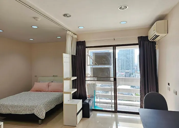 Cozy 1br Walk To Bts And Airport Rail Link Close To Malls M207 Bangkok
